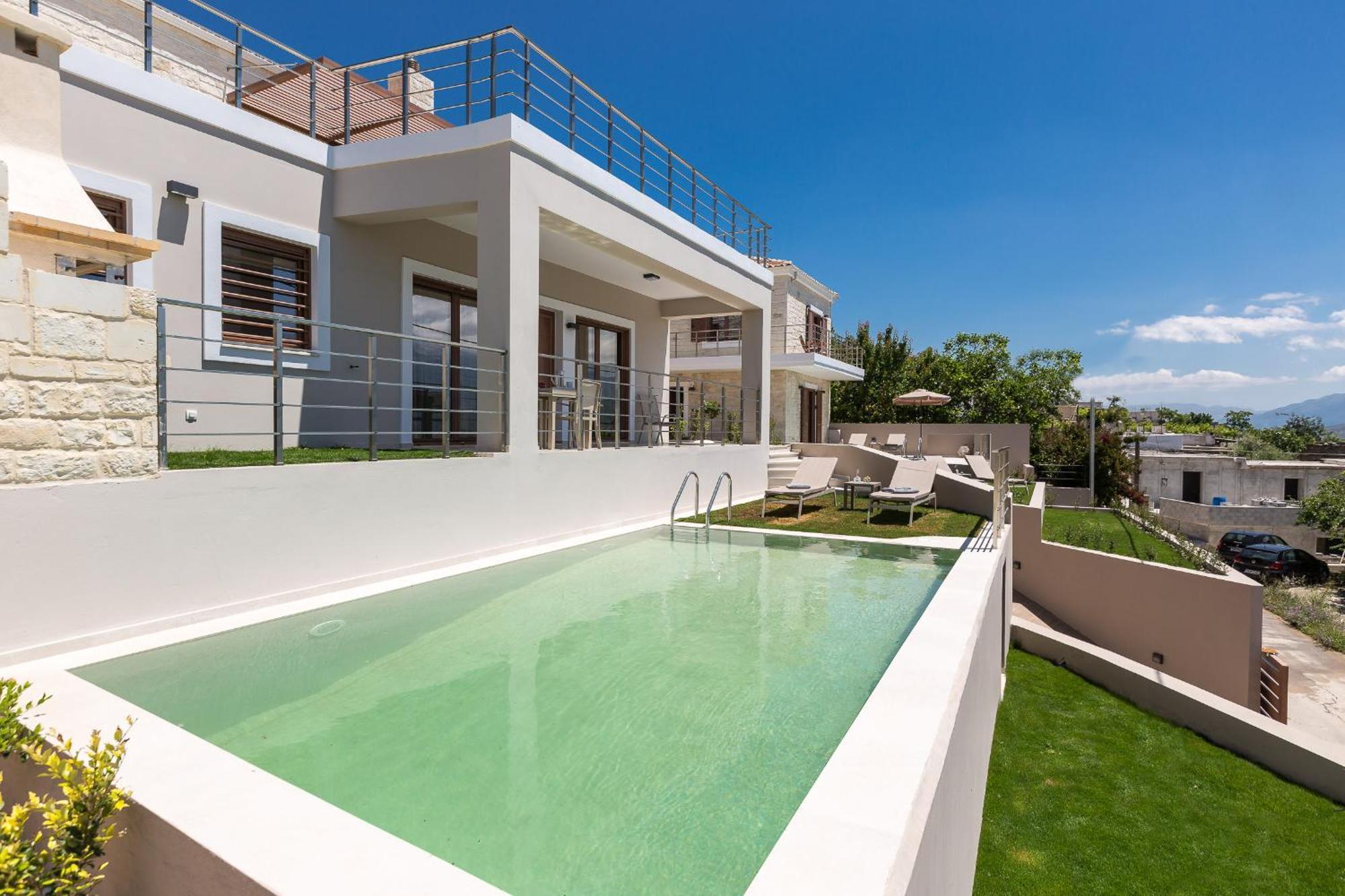 Upper View Villa 1, With Private Pool Maláxa Екстериор снимка